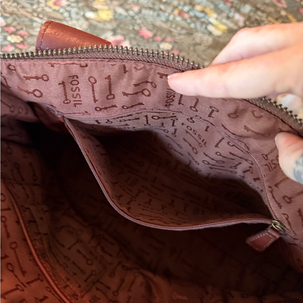 Fossil Vintage Revival Satchel Two-Tone Brown Leather Tote - Picture 16 of 16